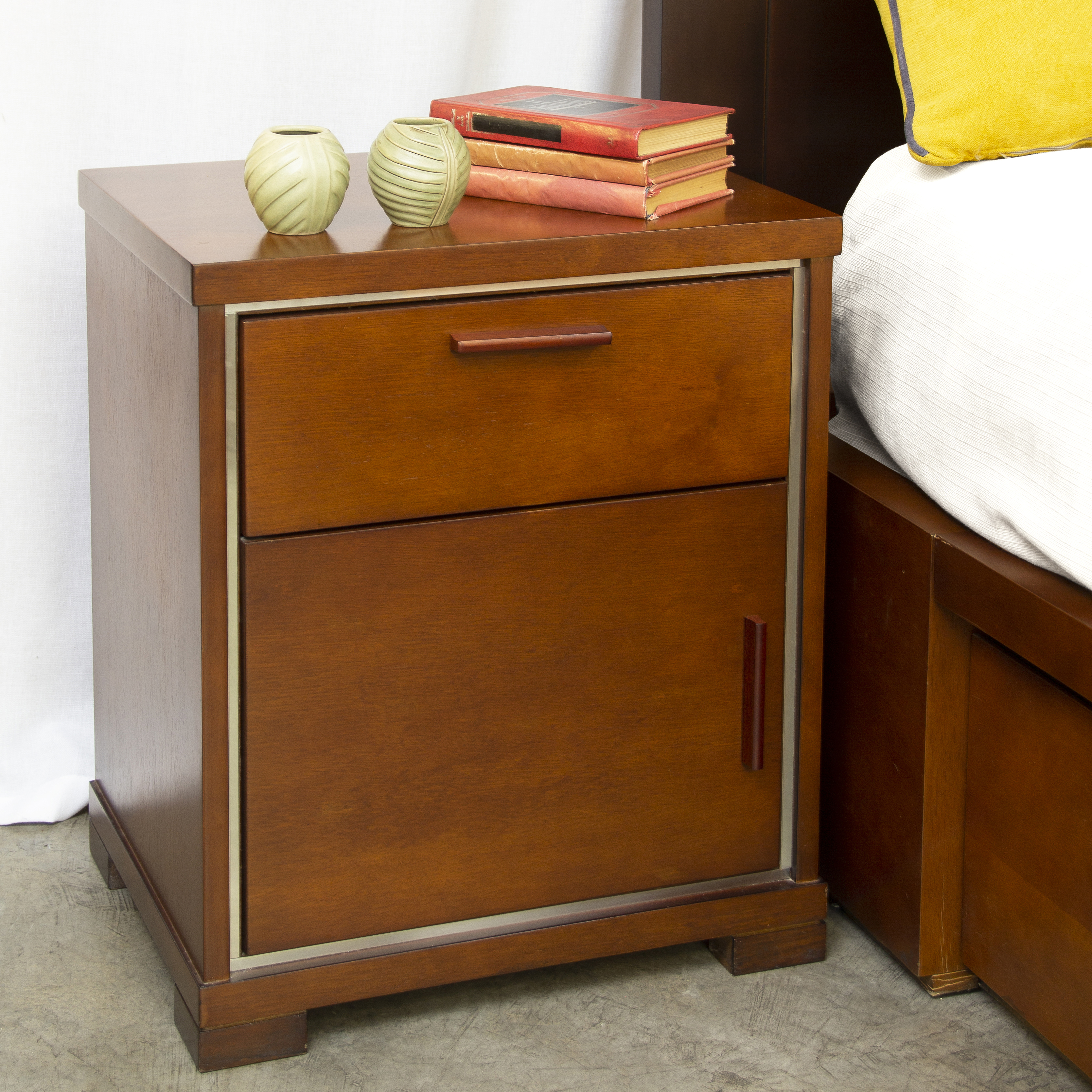 Mesa de luz Steel 0.50cm